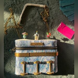 Betsey Johnson DEEP DIVE BAR crossbody NWT never worn